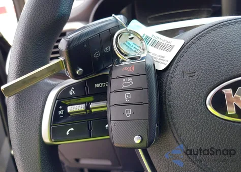 2020 Kia Sorento 2.4L Lx из США, поврежденный, VIN 5XYPGDA32LG661165